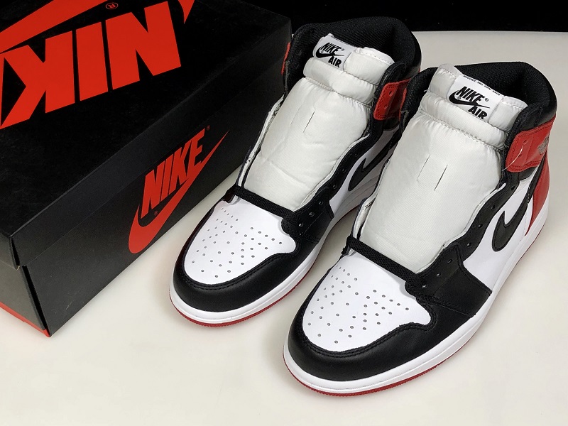 AJ1 Black Toe AJ1 Black Toe